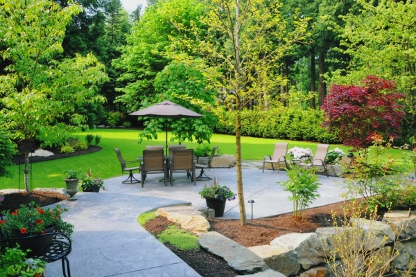 Maximizing Outdoor Living: Must-Have Features for Massachusetts Backyards