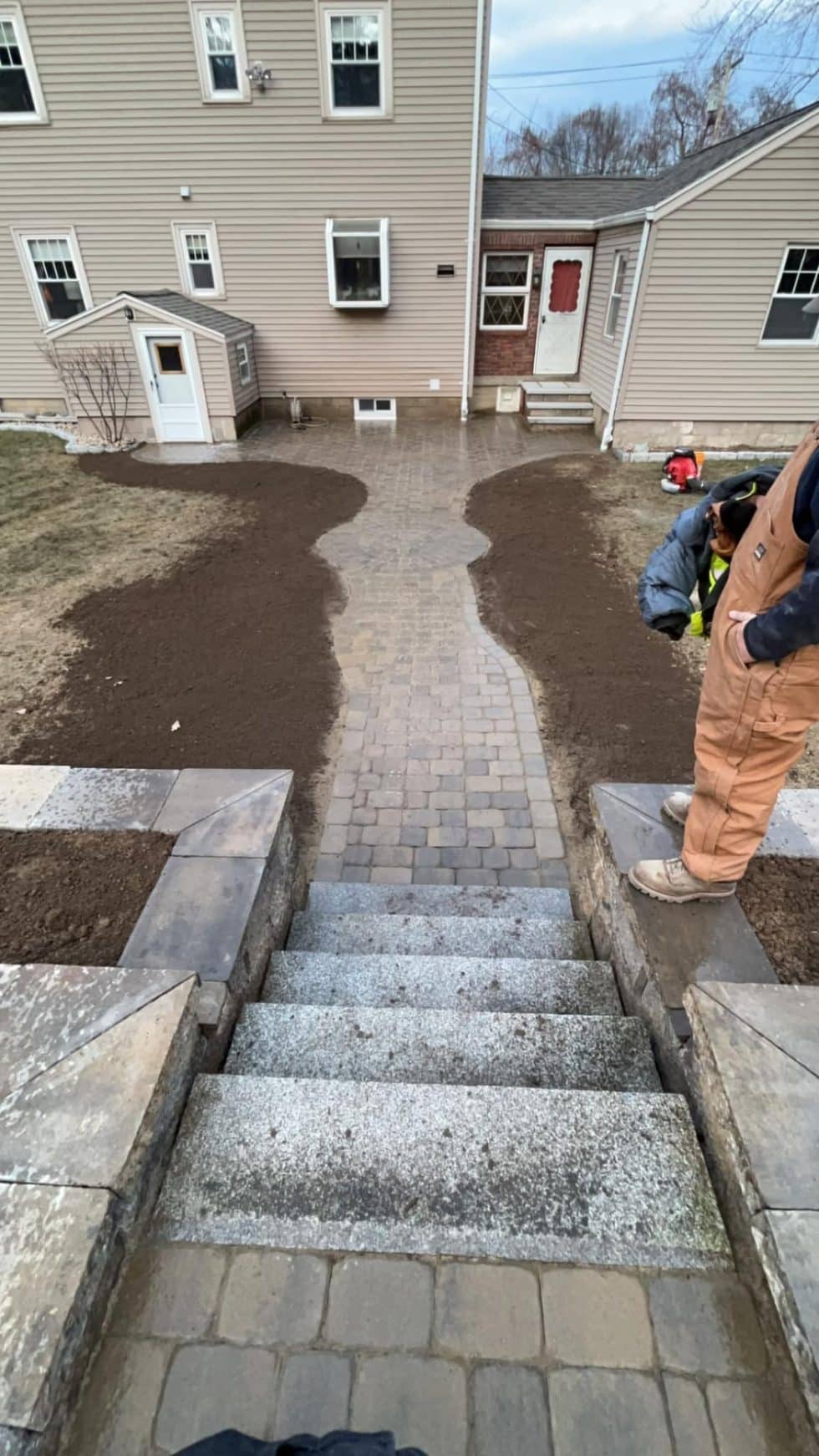 007 Hardscaping Services AJM Grounds