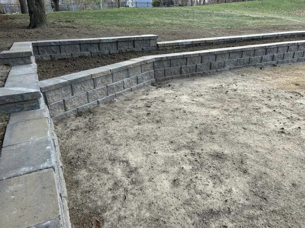 013 Hardscaping Services AJM Grounds